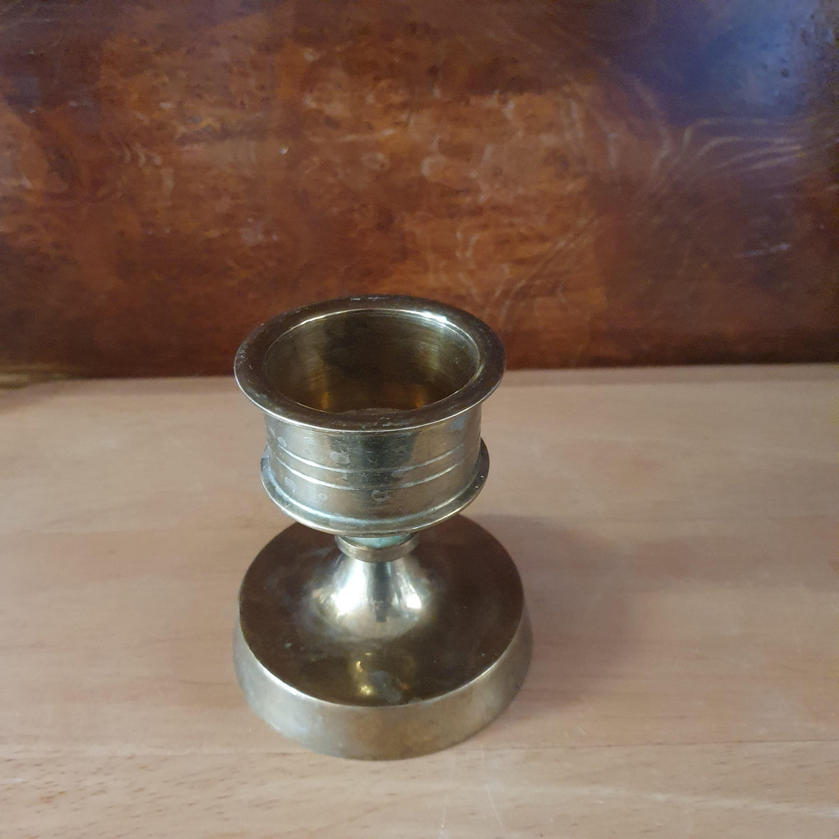 Vintage Messing Kubbelysestage med Riller (H: 9,5 cm)