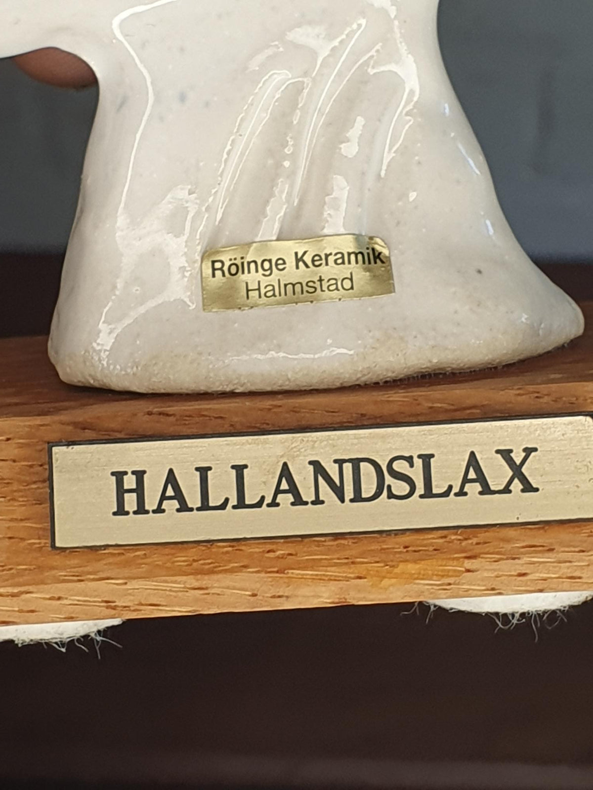Jan-Axel Jönsson "Hallandslax" Stentøjsfigur – Röinge Keramik