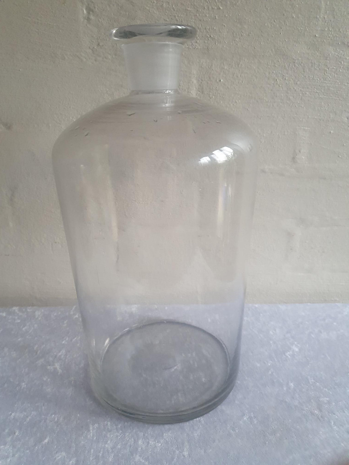 Stor flot apotekervase / glasflaske – H: 33 cm (vintage)