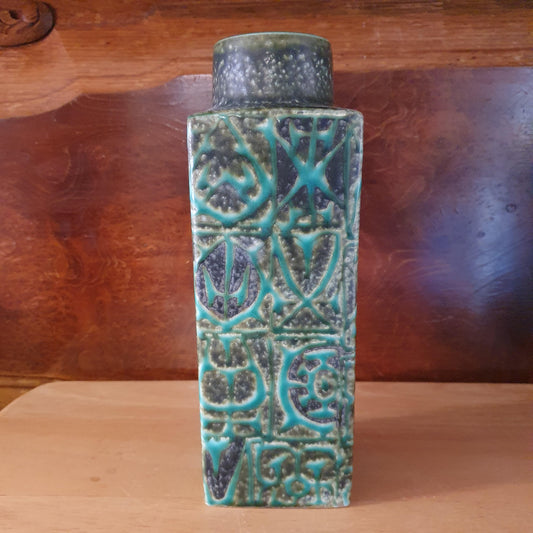 Vintage Royal Copenhagen Grøn Baca Fajancevase af Nils Thorsson (1974–1978) – 1. Sortering
