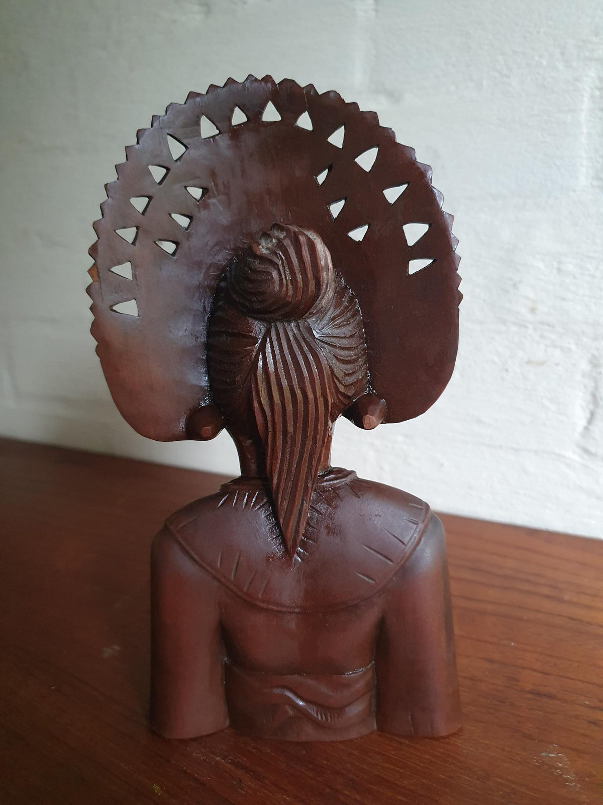 Vintage Balinesisk Art Deco Træbuste – Håndskåret Danserinde (Buste)