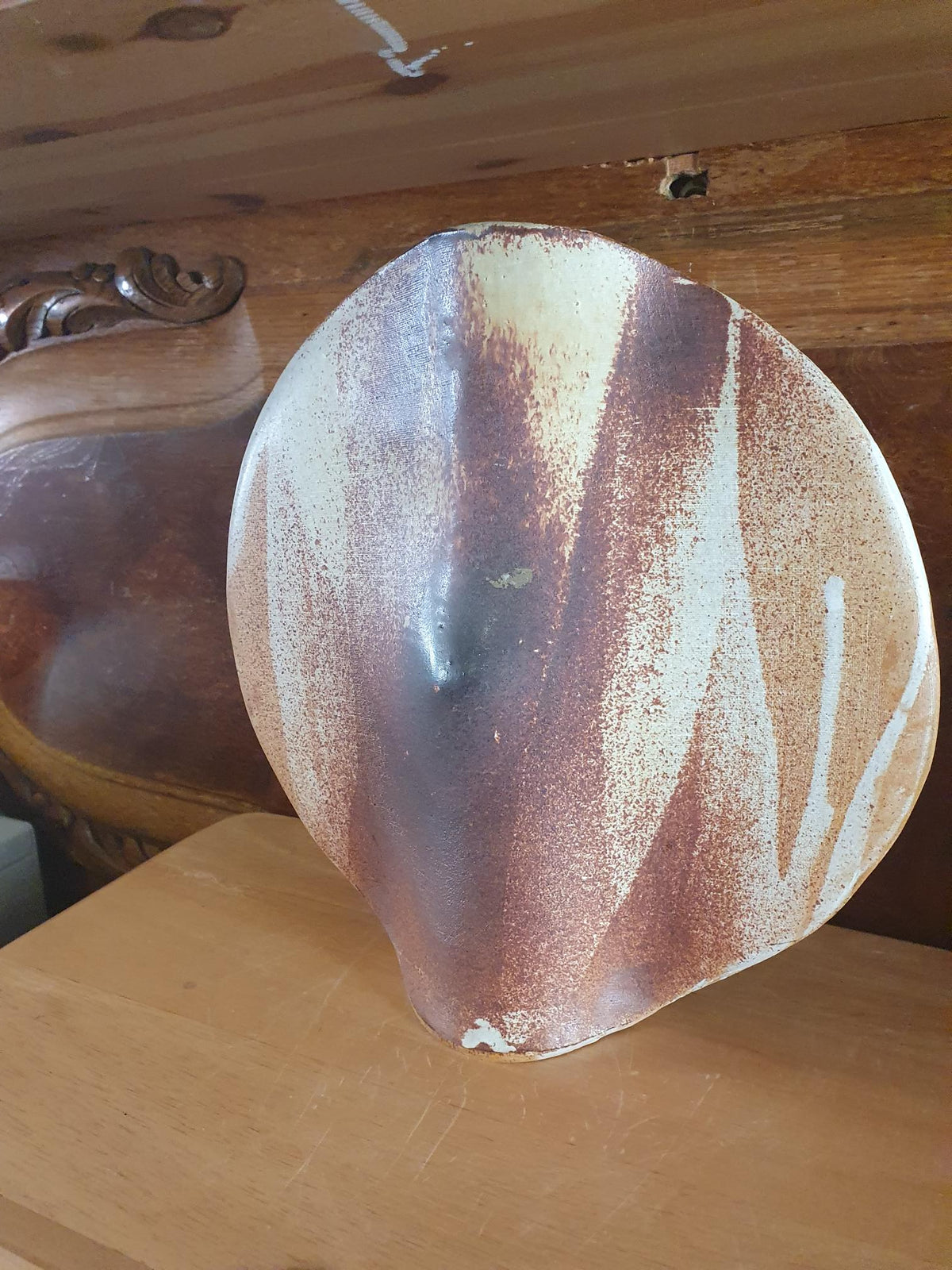 Signeret Unika Keramikvase – Skulpturel Studiokeramik (H26 cm)
