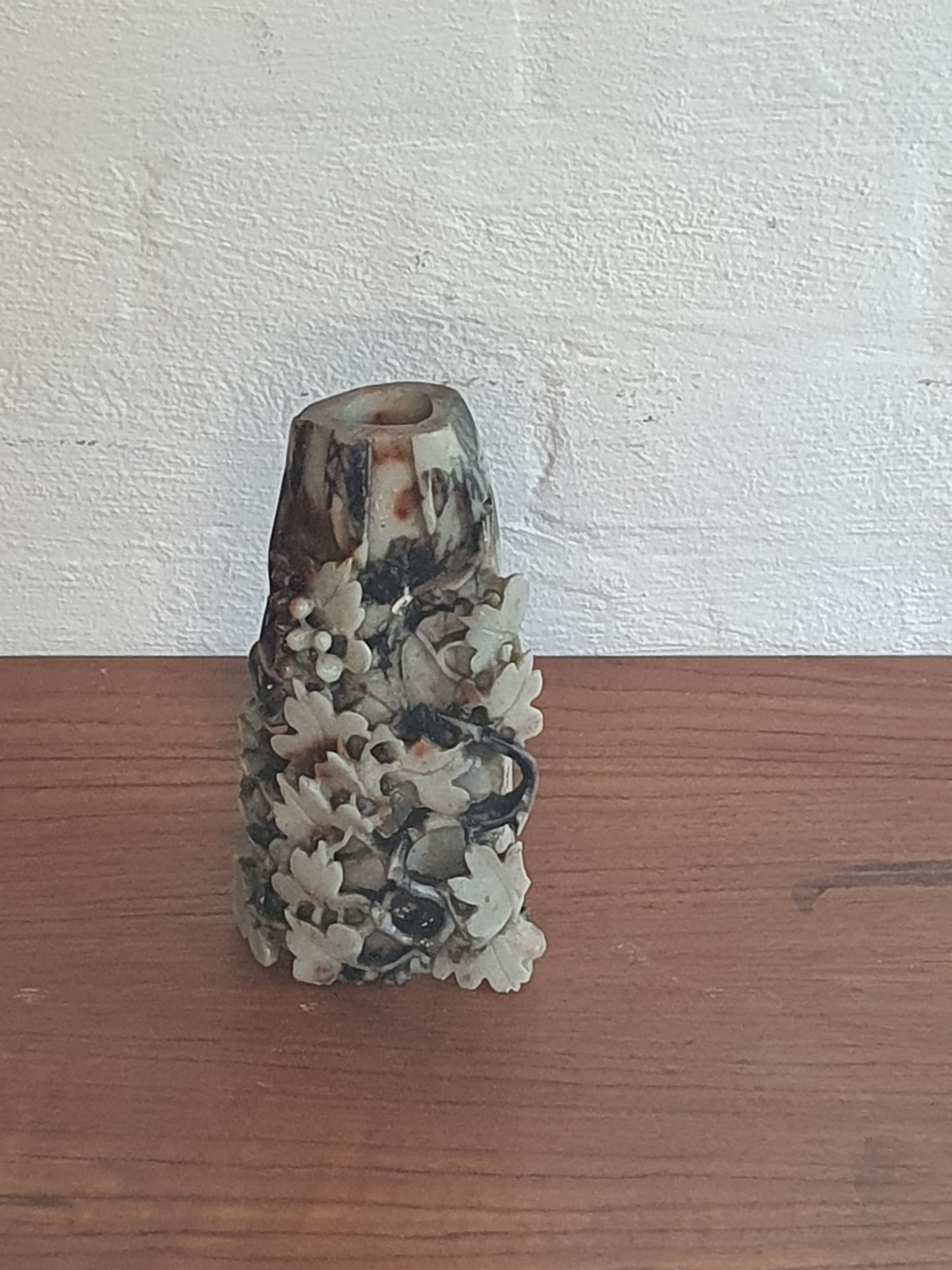 Kinesisk udskåret fedtsten